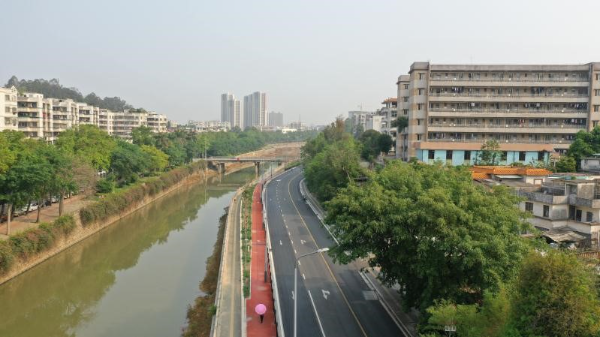 02.jpg