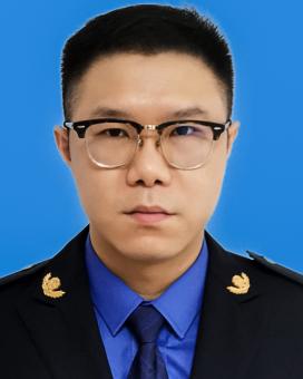 何恺彬.jpg