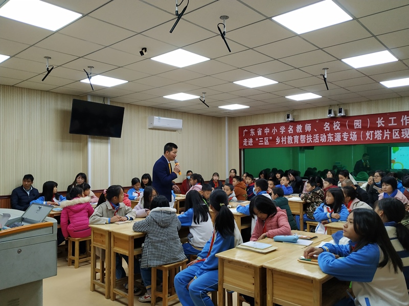 陈添盛执教习作课《即景》1.jpg