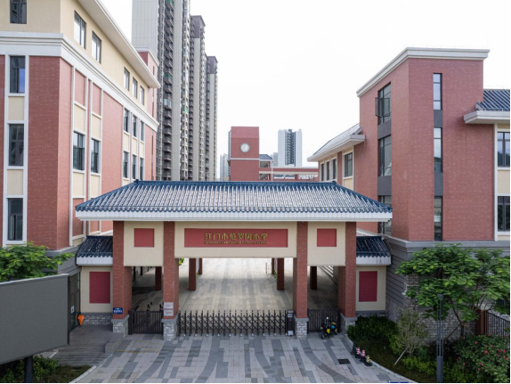 华盛校区.jpg