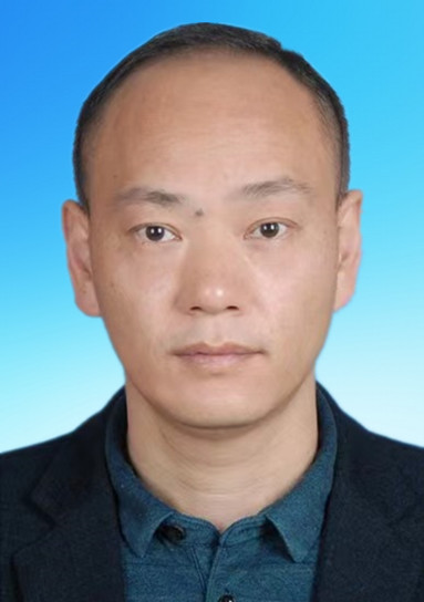 李局照片.png